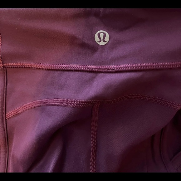 Lululelmon size 4 mesh leggings - Picture 4 of 4